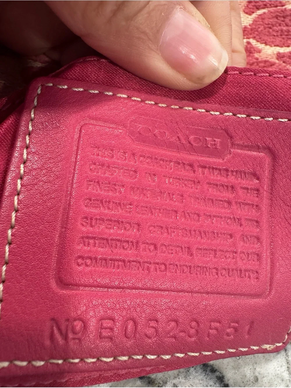 Coach RARE SMALL 8F51 Vintage Y2K Soho Magenta Pink Signature Chenille Baguette